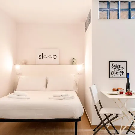 Apartment Guesthost - 4 - Lovely & Functional Bari