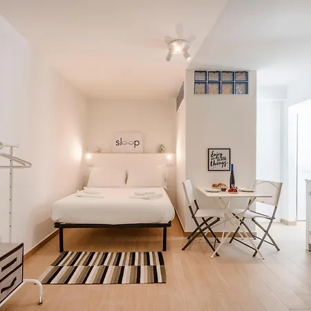 Guesthost - 4 - Lovely & Functional * Μπάρι